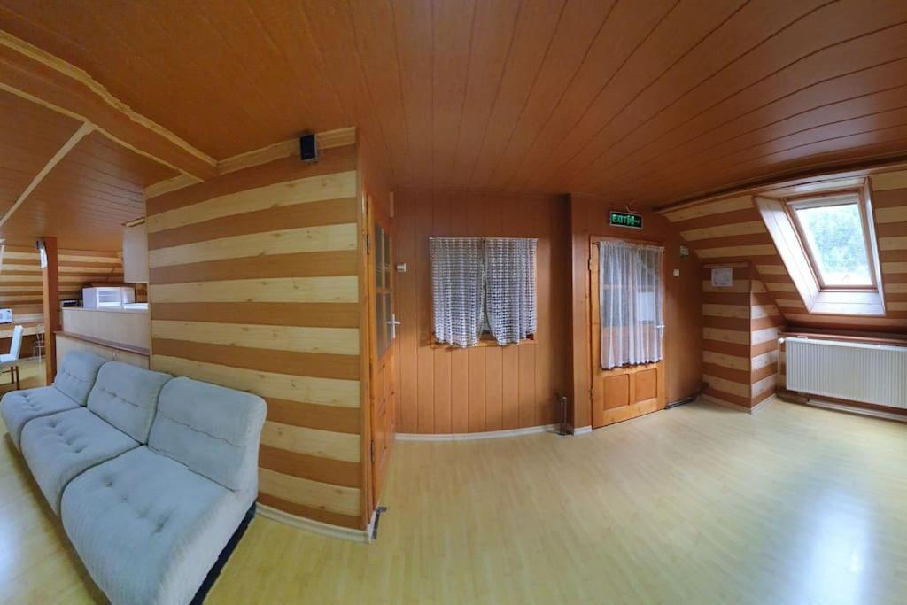 Casa Petruta Dambovicioara Hotel Podu Dimbovitei Bagian luar foto
