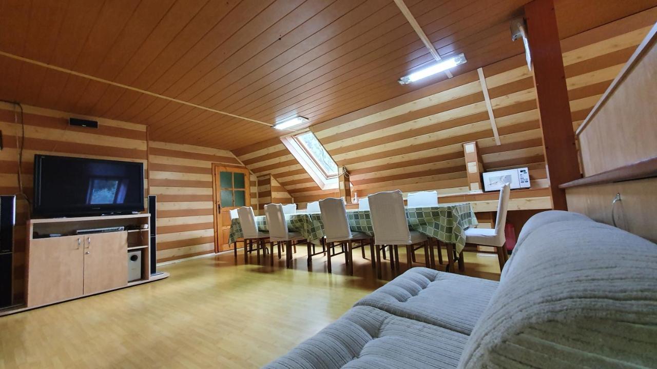 Casa Petruta Dambovicioara Hotel Podu Dimbovitei Bagian luar foto